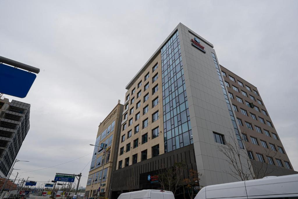 Surestay Plus Hotel By Best Western Asan Εξωτερικό φωτογραφία
